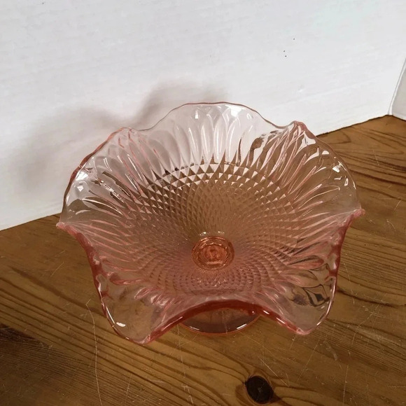 Vintage Pink Ruffle  Footed Glass Compote Dish - Picture 3 of 7